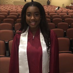 Meet your Posher, Logan